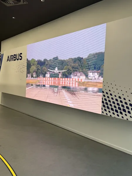 Airbus Werksführung Hamburg Finkenwerder für Schulklassen & Berufsschulen