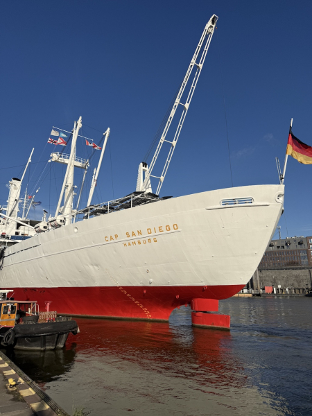 Cap San Diego in Hamburg – Das größte fahrtüchtige Museumsfrachtschiff der Welt