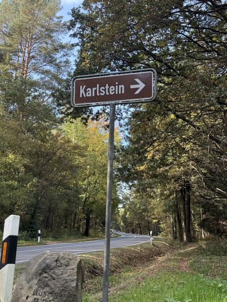 Der Karlstein im Regionalpark Rosengarten