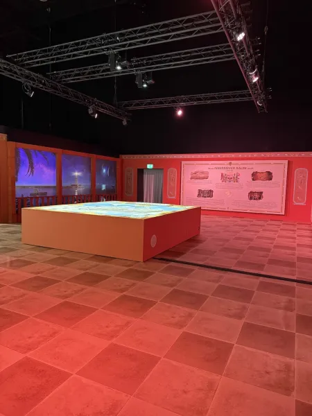 Zeitreise ins Alte Ägypten: Kleopatra-Show mit Hologrammen