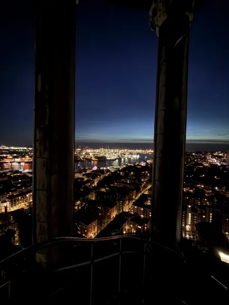 Nachtmichel Hamburg – Der Traumblick über die Lichter der Hansestadt