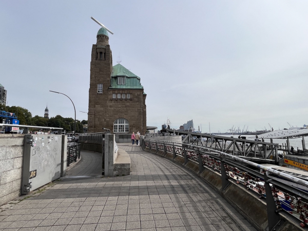St. Pauli Landungsbrücken