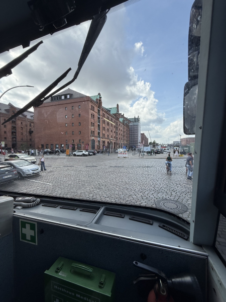 Stadtkreuzfahrt mit dem HafenCity RiverBus Hamburg