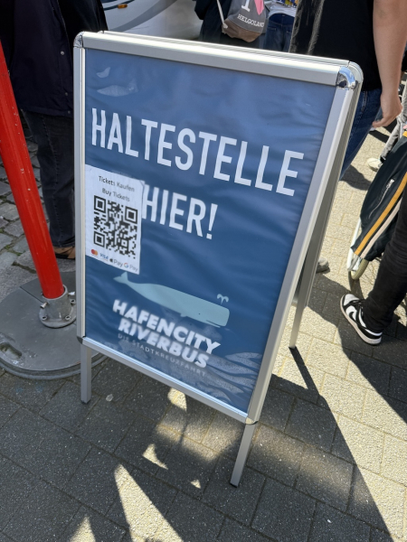 Stadtkreuzfahrt mit dem HafenCity RiverBus Hamburg