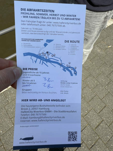 Stadtkreuzfahrt mit dem HafenCity RiverBus Hamburg